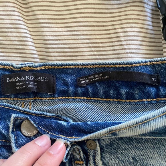 Banana Republic Denim Bermuda Short - Picture 3 of 3